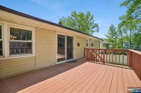 743 Wood Avenue Edison NJ 08820