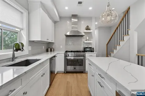 29B Blaine Street Millburn NJ 07041