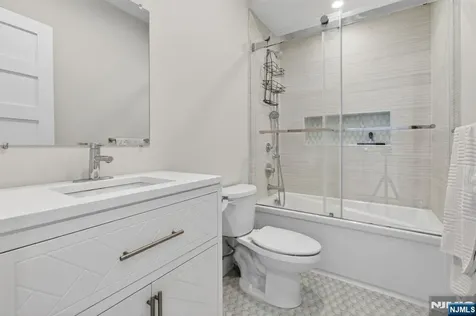 29B Blaine Street Millburn NJ 07041