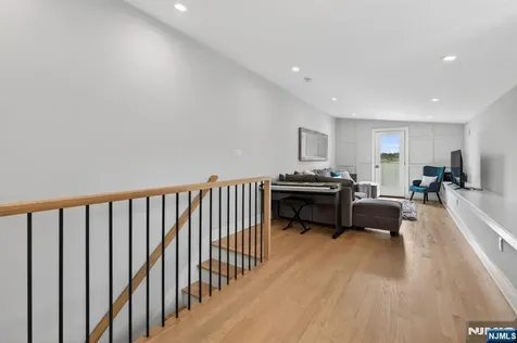 29B Blaine Street Millburn NJ 07041