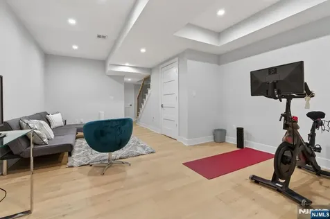 29B Blaine Street Millburn NJ 07041