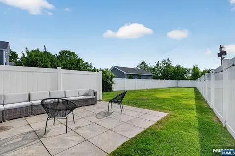 29B Blaine Street Millburn NJ 07041