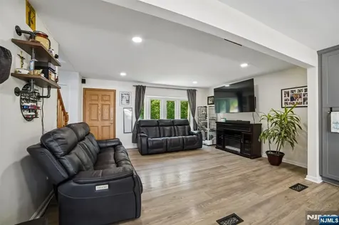 23 Moore Road West Milford NJ 07480