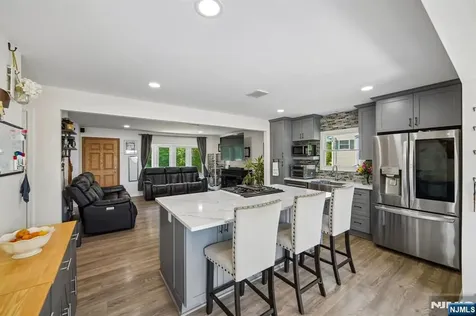 23 Moore Road West Milford NJ 07480