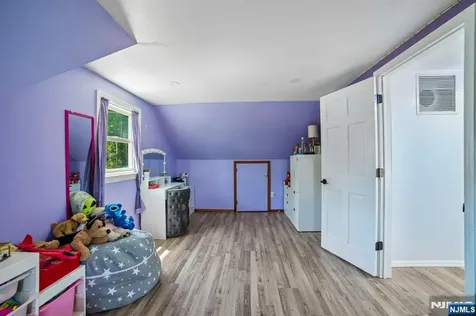 23 Moore Road West Milford NJ 07480
