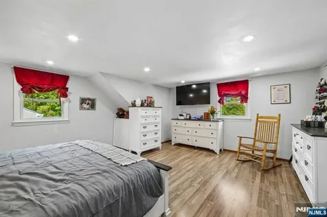 23 Moore Road West Milford NJ 07480
