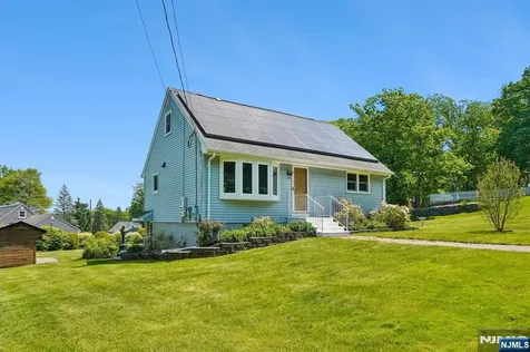 23 Moore Road West Milford NJ 07480