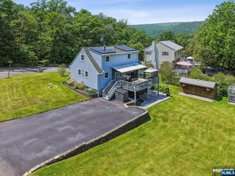 23 Moore Road West Milford NJ 07480