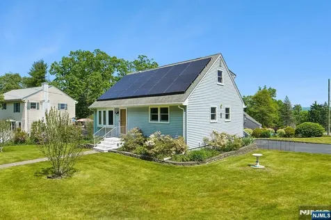 23 Moore Road West Milford NJ 07480