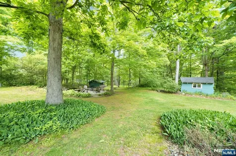 235 Brook Valley Road Montville Township NJ 07082