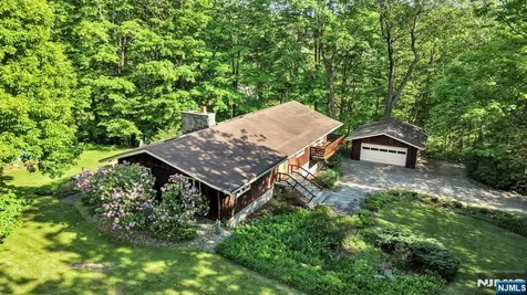 235 Brook Valley Road Montville Township NJ 07082