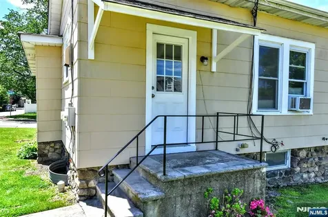 52 Central Avenue Butler Borough NJ 07405