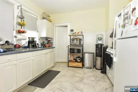 52 Central Avenue Butler Borough NJ 07405