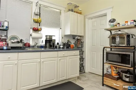 52 Central Avenue Butler Borough NJ 07405