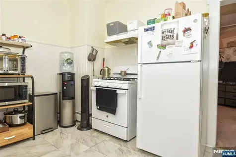 52 Central Avenue Butler Borough NJ 07405