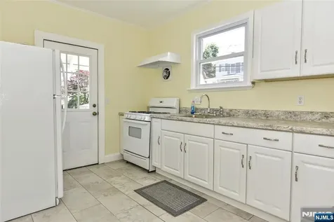 52 Central Avenue Butler Borough NJ 07405