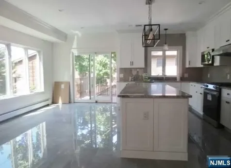 427 Westview Place Fort Lee NJ 07024
