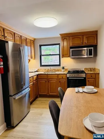 2278 Center Avenue Fort Lee NJ 07024