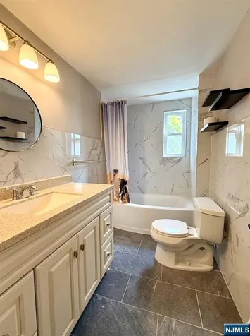 2278 Center Avenue Fort Lee NJ 07024