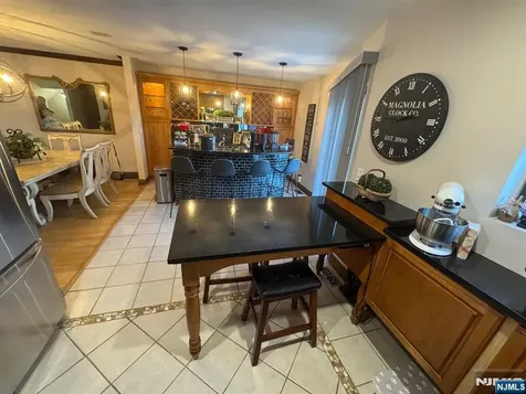 76 Metro Vista Hawthorne NJ 07506
