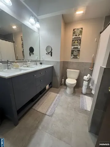 76 Metro Vista Hawthorne NJ 07506