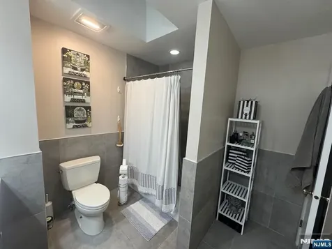 76 Metro Vista Hawthorne NJ 07506