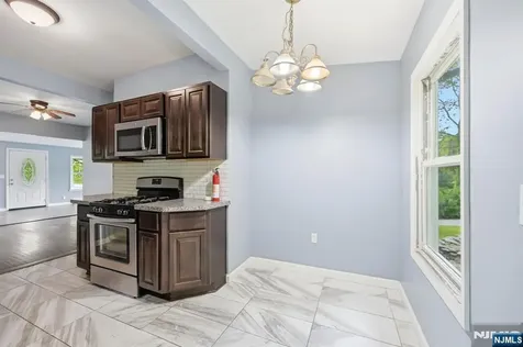 16 Morsemere Road West Milford NJ 07421