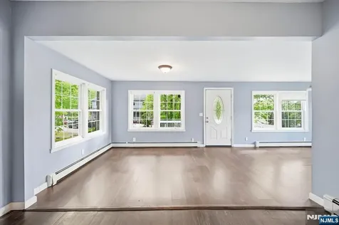 16 Morsemere Road West Milford NJ 07421