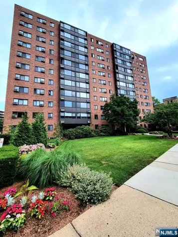 90 Prospect Avenue Hackensack NJ 07601