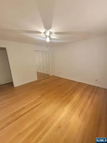 360 New York Avenue Lyndhurst NJ 07071