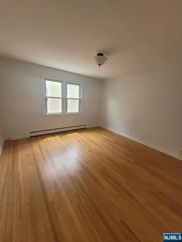 360 New York Avenue Lyndhurst NJ 07071