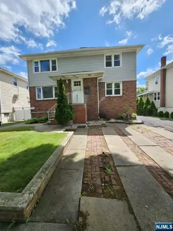 360 New York Avenue Lyndhurst NJ 07071