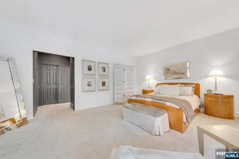 104 Clarken Drive West Orange NJ 07052