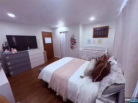 344 Valley Brook Avenue Lyndhurst NJ 07071