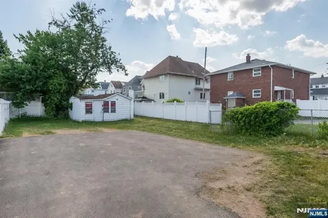 344 Valley Brook Avenue Lyndhurst NJ 07071