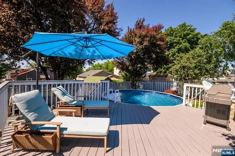 271 S Boulevard Saddle Brook NJ 07663