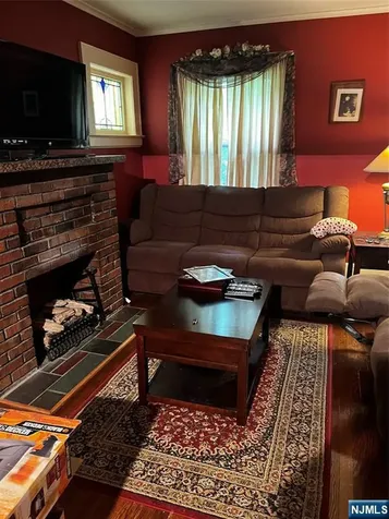 8 Beach Road Verona NJ 07044
