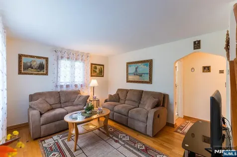 64 Howard Street Lodi NJ 07644