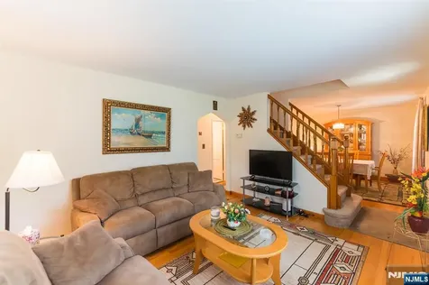 64 Howard Street Lodi NJ 07644