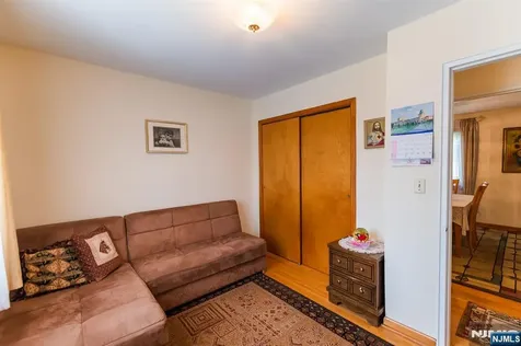 64 Howard Street Lodi NJ 07644