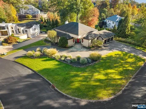 1 Timber Rock Court Cedar Grove NJ 07009