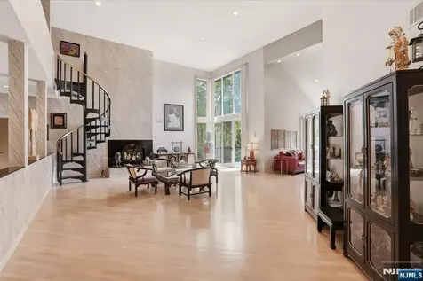 1 Timber Rock Court Cedar Grove NJ 07009