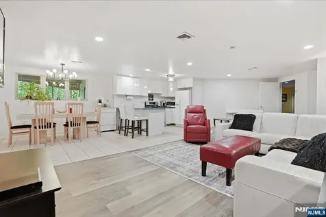 1 Timber Rock Court Cedar Grove NJ 07009