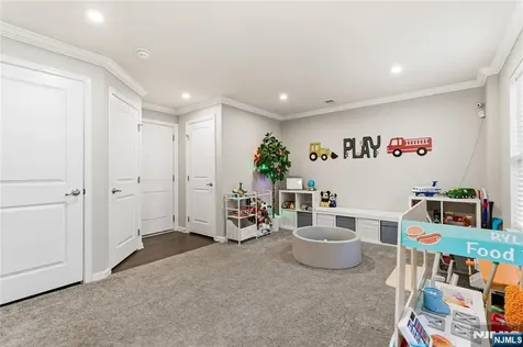 706 Bayside Court South Amboy NJ 08879
