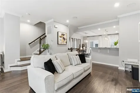 706 Bayside Court South Amboy NJ 08879