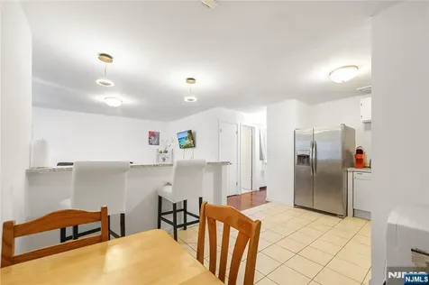 44 Coriander Way Englewood NJ 07631