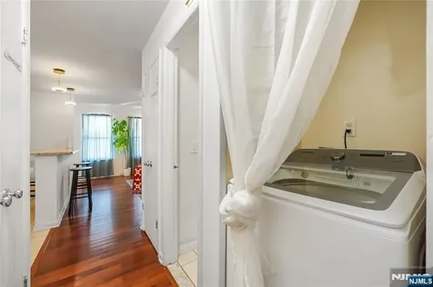 44 Coriander Way Englewood NJ 07631