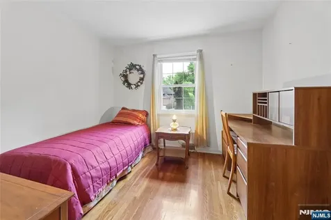 48 Rutgers Street Closter NJ 07624