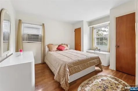 48 Rutgers Street Closter NJ 07624