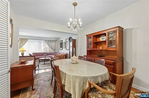 48 Rutgers Street Closter NJ 07624